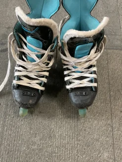 Used Bauer RSX HI-LO Junior Roller Quad Skates Black Junior 05.5