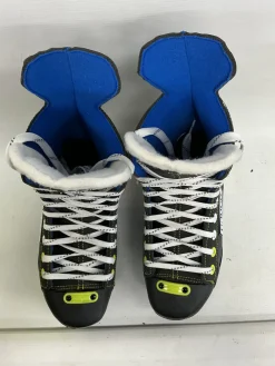 Used Bauer XR Junior Roller Quad Skates Black Junior 05