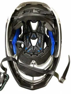 Used Cascade ADJUSTABLE XRS Lacrosse Helmet White Fits all