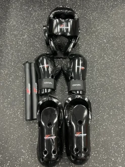 Used CHAMPIONSHIP MARTIAL ARTS SET Martial Arts Head Gear Black