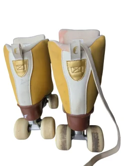Used CHAYA SKATES SIZE 9 Senior Roller Quad Skates Gold Senior 9