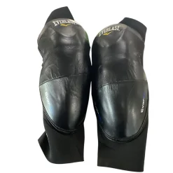 Used Everlast Martial Arts Forearm Pads Black LG