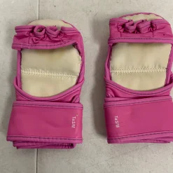 Used Everlast Martial Arts Gloves Pink SM