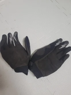 Used Fox DIRTPAW MD Motocross Accessories