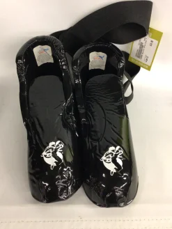 Used Martial Arts Foot Pads Black LG