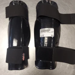 Used Martial Arts Forearm Pads Black MD