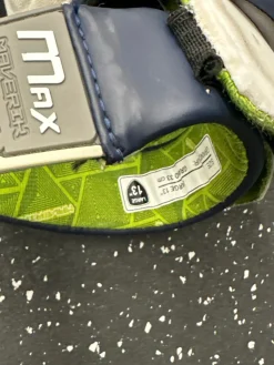 Used Maverik MAX VILLANOVA LAX Goalie Gloves M Navy Blue LG