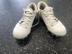 Used New Balance FREEZE LAX Cleats Mens White Senior 6
