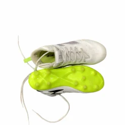 Used New Balance LAX Cleats Boys White Junior 04.5