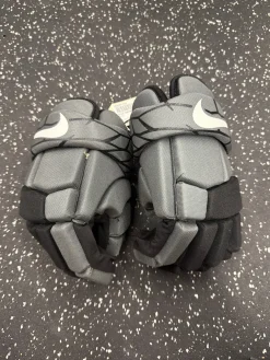 Used Nike VAPOR LT YOUTH Lacrosse Gloves Junior Grey SM