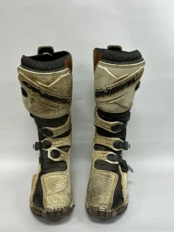 Used O'Neill CLUTCH Mens Boots White Senior 9