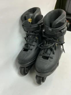 Used RAZOR Senior Aggressive Skates Black Senior 6