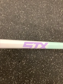 Used STX CRUX PRO Womens Atk/Mid LAX Shaft White