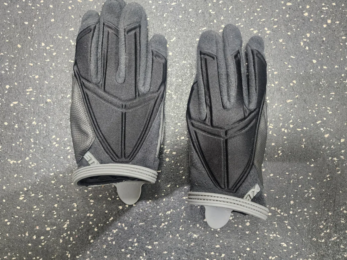 Used STX Glove