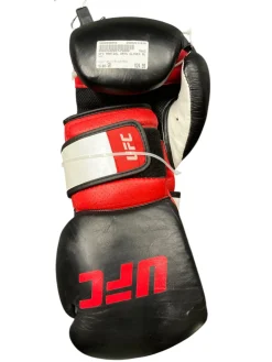 Used UFC Martial Arts Gloves White/Black/Red Senior
