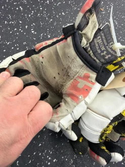 Used Under Armour Lacrosse Gloves Junior Red SM