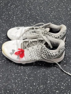 Used Under Armour LAX Cleats Womens White Senior 9.5