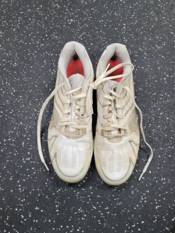 Used Under Armour LAX Cleats Womens White Senior 9.5