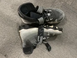 Used Under Armour LAX Cleats Mens Black Senior 8.5