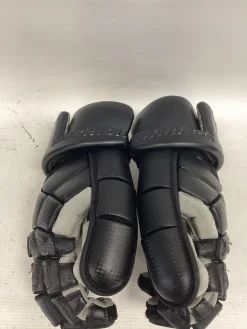 Used Warrior NEMESIS PRO LAX Goalie Gloves M Black LG