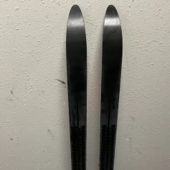 Used Alpina ENERGY Boys XC Ski/Binding Black And Red 120 cm