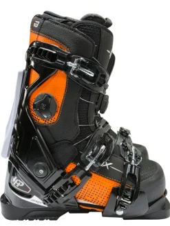 Used Apex HP Ski/Snowboard Boots Size 26.0
