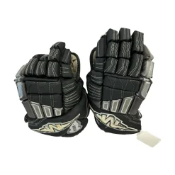 Used Axiom T.9 Senior Gloves Black 15"