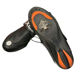 Used Axo EU 39 Bike Shoes Adult Black Senior 6.5