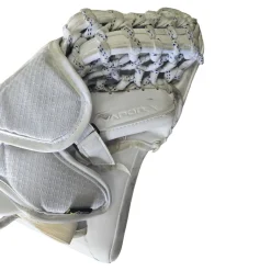 Used Bauer HYPERLITE CATCHER Senior Goalie Catcher White