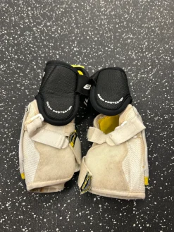 Used Bauer ONE40 Junior Elbow Pads SM