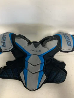 Used Bauer ONE.8 Junior Shoulder Pads MD