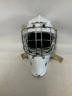 Used Bauer 940 Senior Goalie Helmet/Mask White One Size