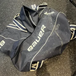 Used Bauer Sr Hockey Carry Navy Blue