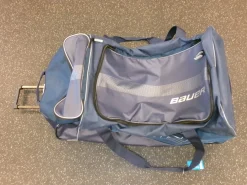 Used Bauer Sr Hockey Wheeled Navy Blue