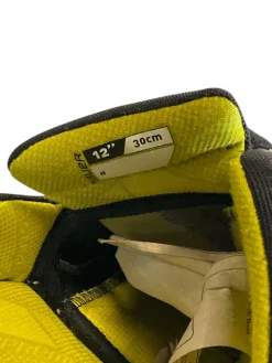 Used Bauer SUPREME M3 Junior Gloves None 12"