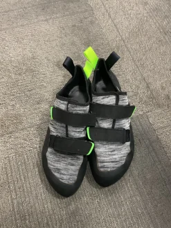 Used Black Diamond Climbing Shoes Senior 10