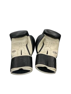Used Boxing Gloves Black LG