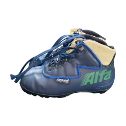 Used Boys NNN XC Ski Boots Navy Blue W 06.5-07 / JR 4.5-05