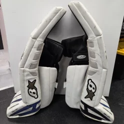 Used Brians GNETIK 8.0 +1 LEG PADS Goalie Leg Pads Senior White And Royal Blue 36"