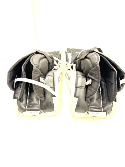 Used CCM E3.5 Goalie Leg Pads Junior White 30