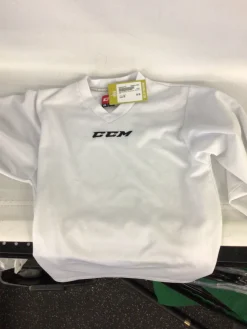 Used CCM Hockey Practice Jersey White SM