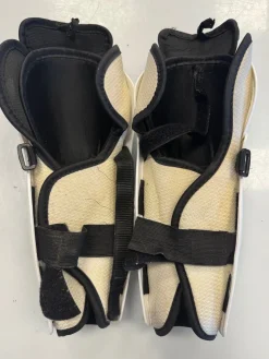 Used CCM LTP Junior Shin Guards White 10"