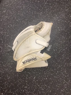 Used CCM XT28 Senior Goalie Catcher White