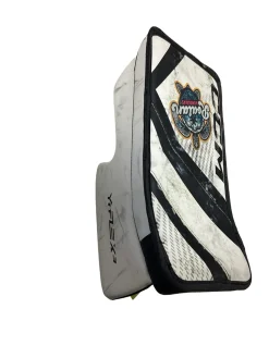 Used CCM Y FLEX 3 Youth Goalie Catcher Black