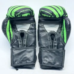 Used Century BRAVE Boxing Gloves Black SM