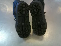 Used Columbia Snow/Hunt/Hike Boots Y Black Junior 04