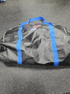 Used Combat Sr Hockey Carry Black