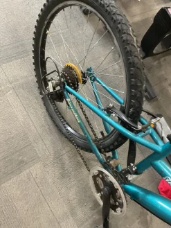 Used Diamondback TESS 24 Mountain Bike Womens Black 43-47cm - 17-18