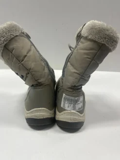 Used Dream Pairs Snow/Hunt/Hike Boots Y