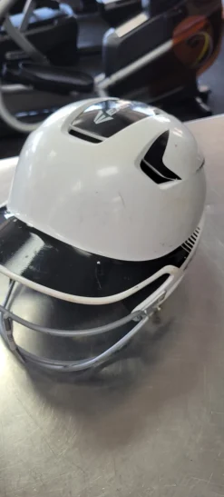 Used Easton ELITE JR Batting Helmet w/Mask White S/M